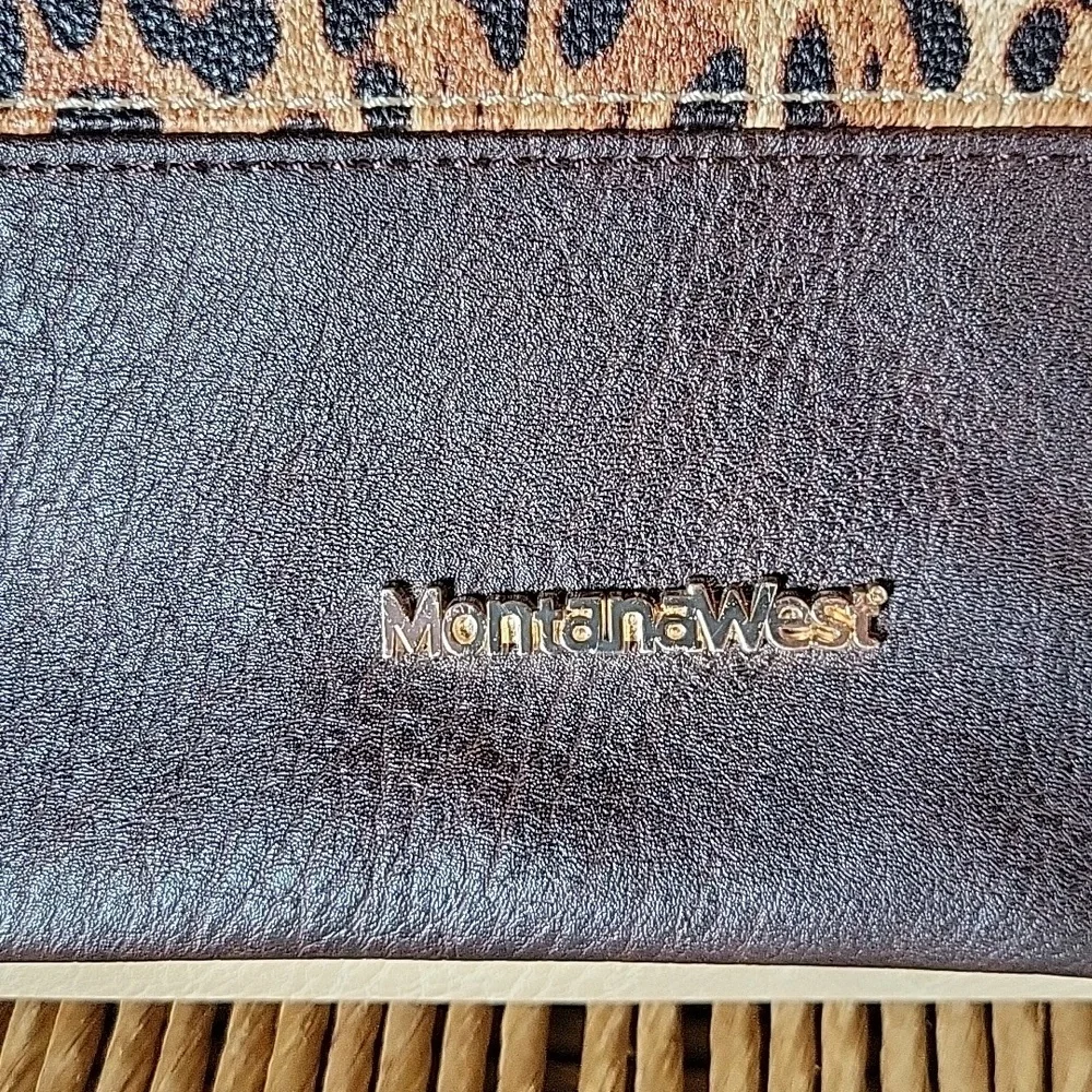 NWOT, Montana West animal print/color block shoulder bag
